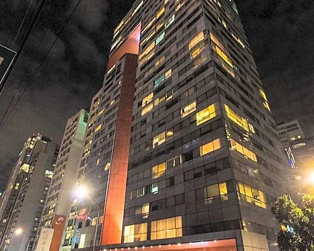 Aparthotel Hausuites 4*