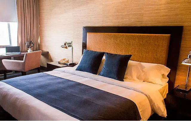 Apartahotel Hausuites 4*